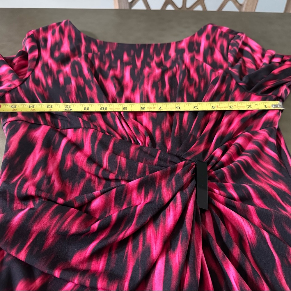Gina Bacconi Red and Black Dress with 3/4 Sleeves, Size 6, Lined, Twist Front - Picture 7 of 11